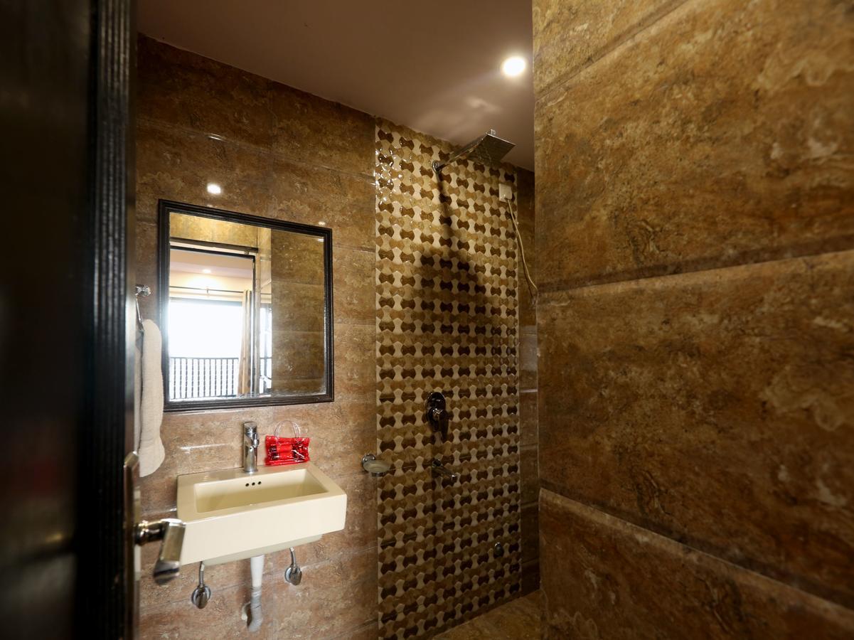 Oyo 3538 Hotel Mahamaya Шимла Екстериор снимка